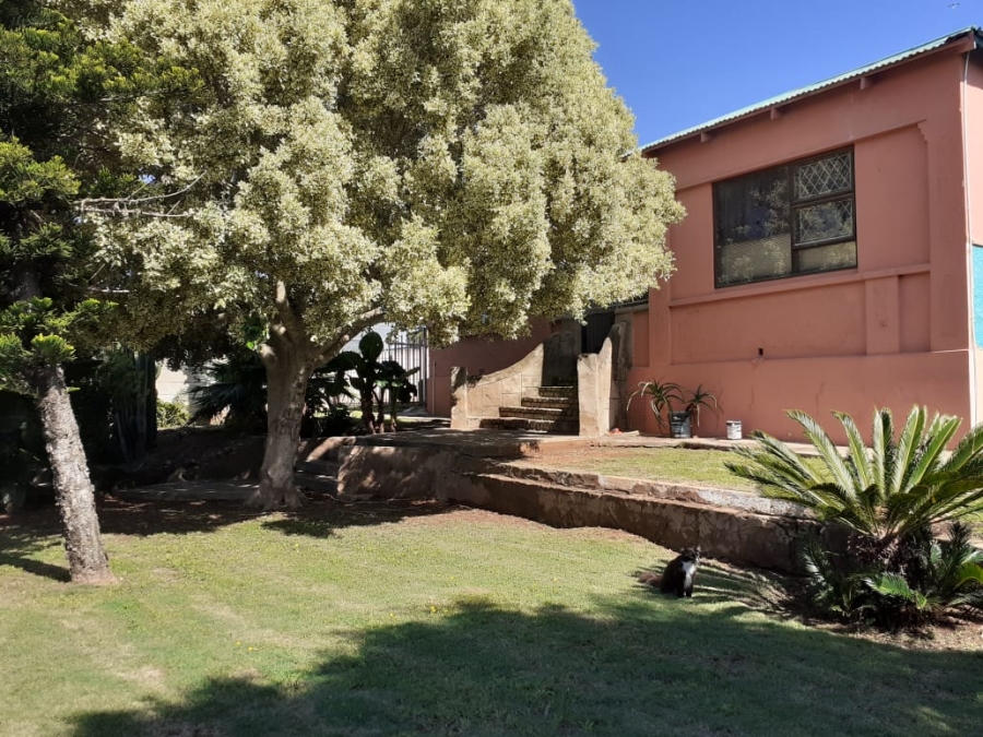 3 Bedroom Property for Sale in Heuwelkruin Eastern Cape